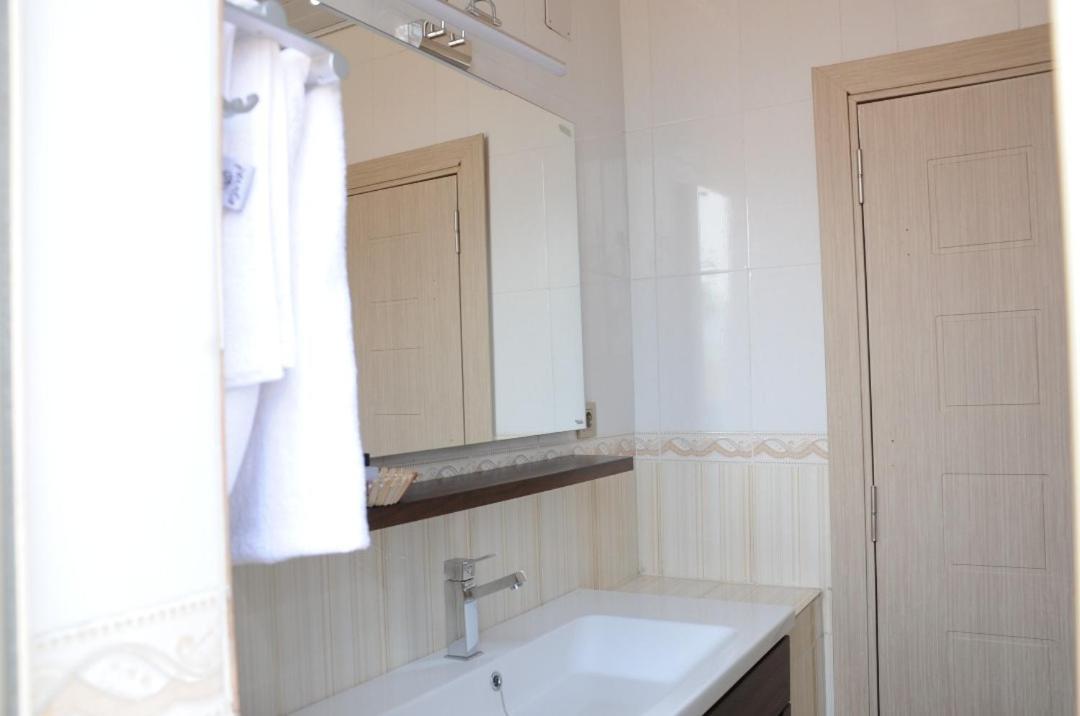Ikaze B&B Kigali Luaran gambar
