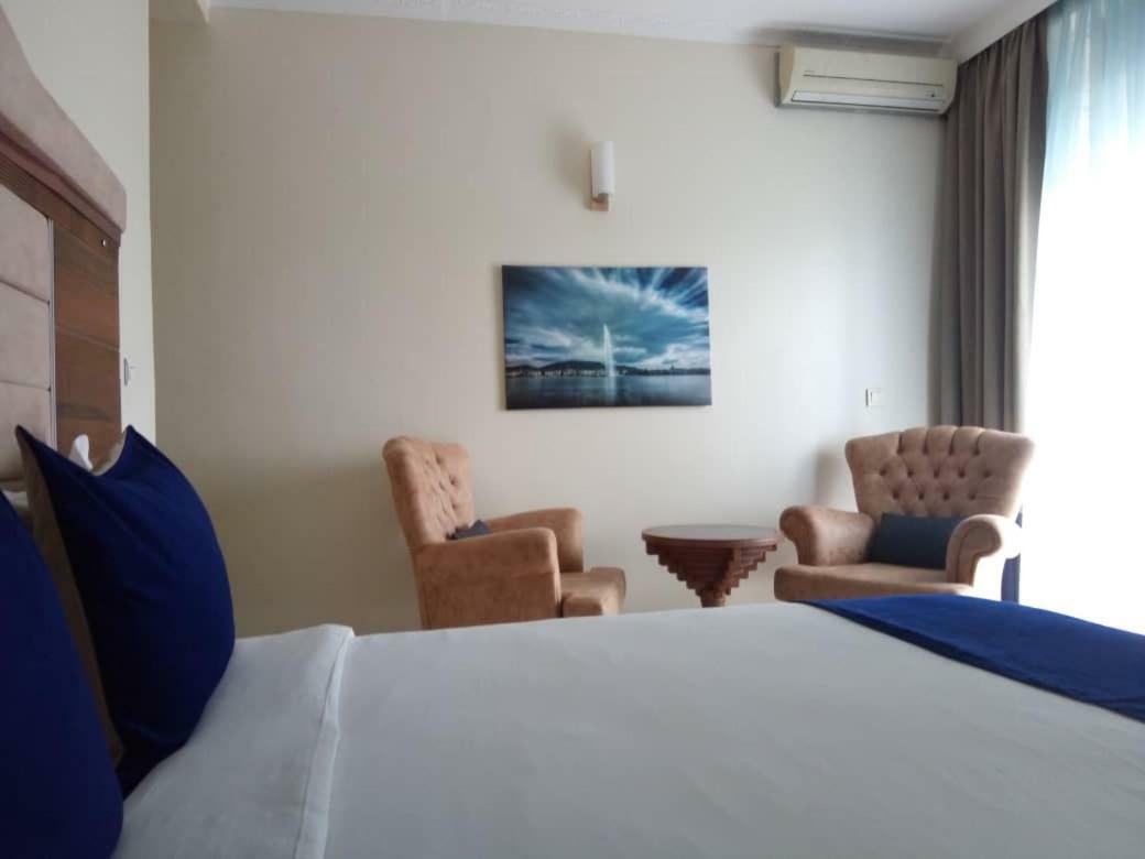 Ikaze B&B Kigali Luaran gambar